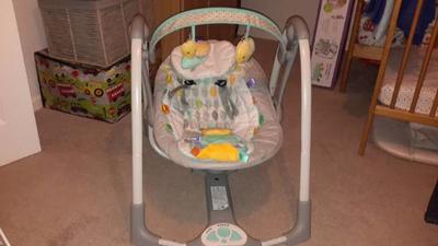baby_swing_chair_192646_2.jpg