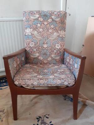 alison_s_chair.jpg