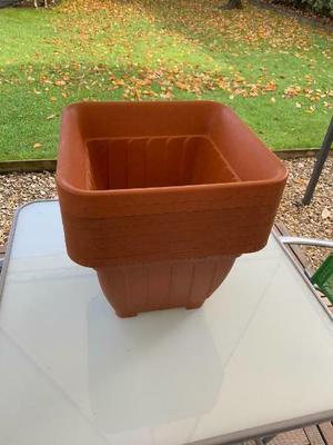 square_pots.jpg