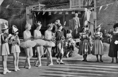 dancers_1956.jpg