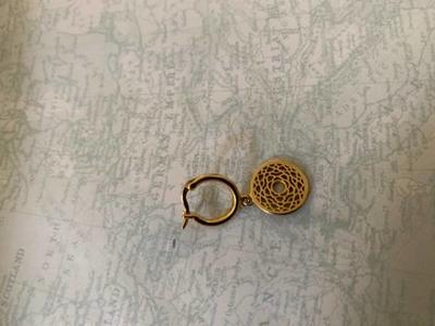 earring.jpg