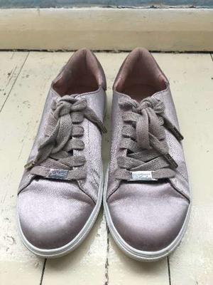 top_shoe_3.jpg
