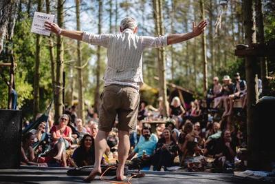 robin_and_katherine_at_smugglers_festival_2__tilly_may_photography_.jpeg